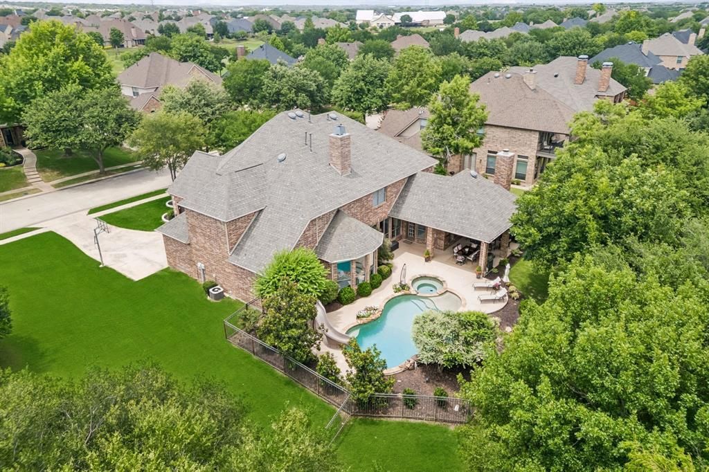 9041 Crockett Drive, Lantana, TX 76226 Main Photo