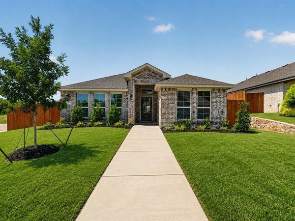 1422 Quail Creek Drive, Cleburne, TX 76033