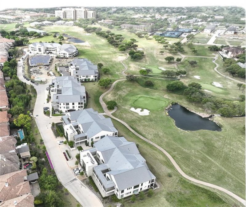340 N O Connor Ridge Boulevard, Unit 24, Irving, TX 75038 Main Photo