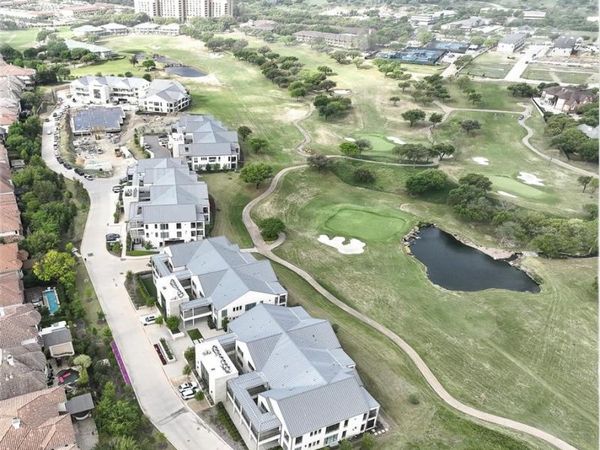 340 N O Connor Ridge Boulevard, Unit 24, Irving, TX 75038