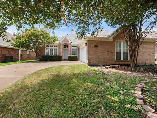6604 High Brook Drive, Fort Worth, TX 76132