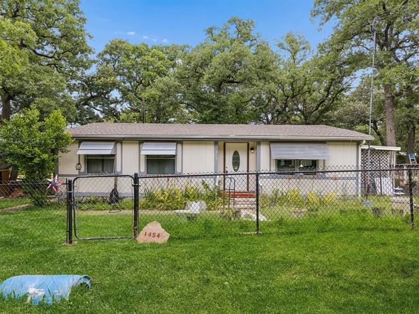 1454 Forrest Trail, Azle, TX 76020