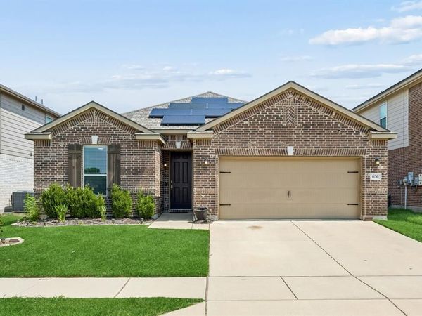 636 Fox View Drive, Fort Worth, TX 76131