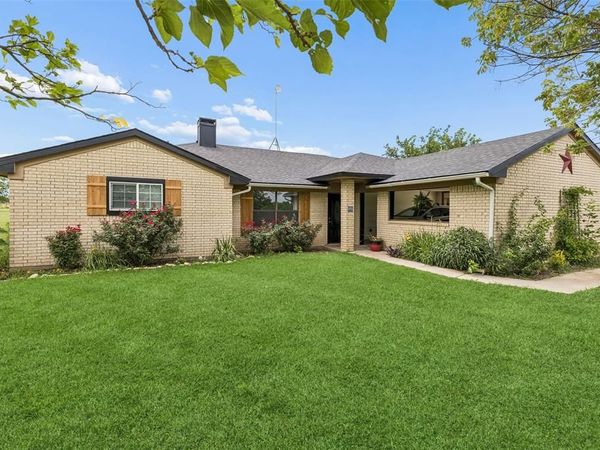 534 Conestoga Trail, Rhome, TX 76078