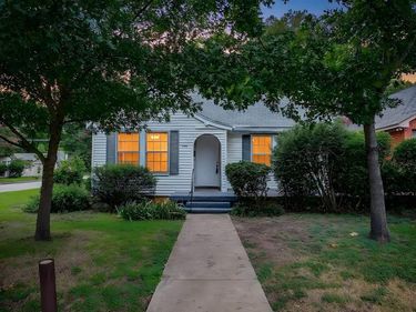 3148 Rogers Avenue , Unit 3, Fort Worth, TX 76109
