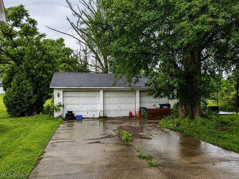 6472 W Calla Road, Canfield, OH 44406 Photo 3