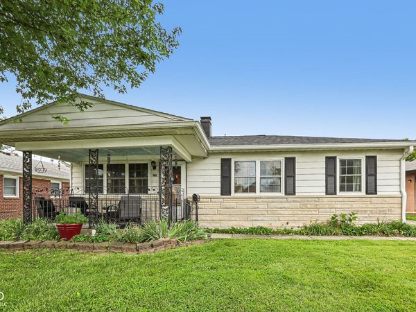 186 N 8th Avenue, Beech Grove, IN 46107