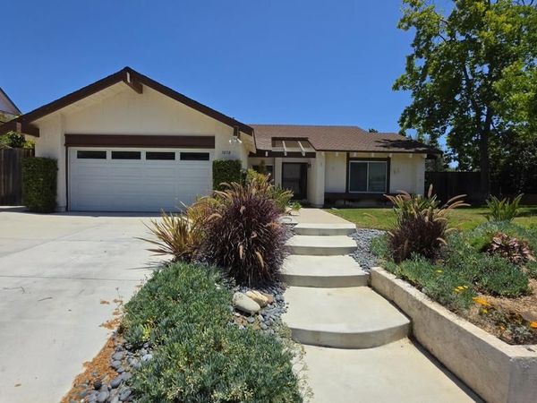 3078 Saddleback Court, Thousand Oaks, CA 91360