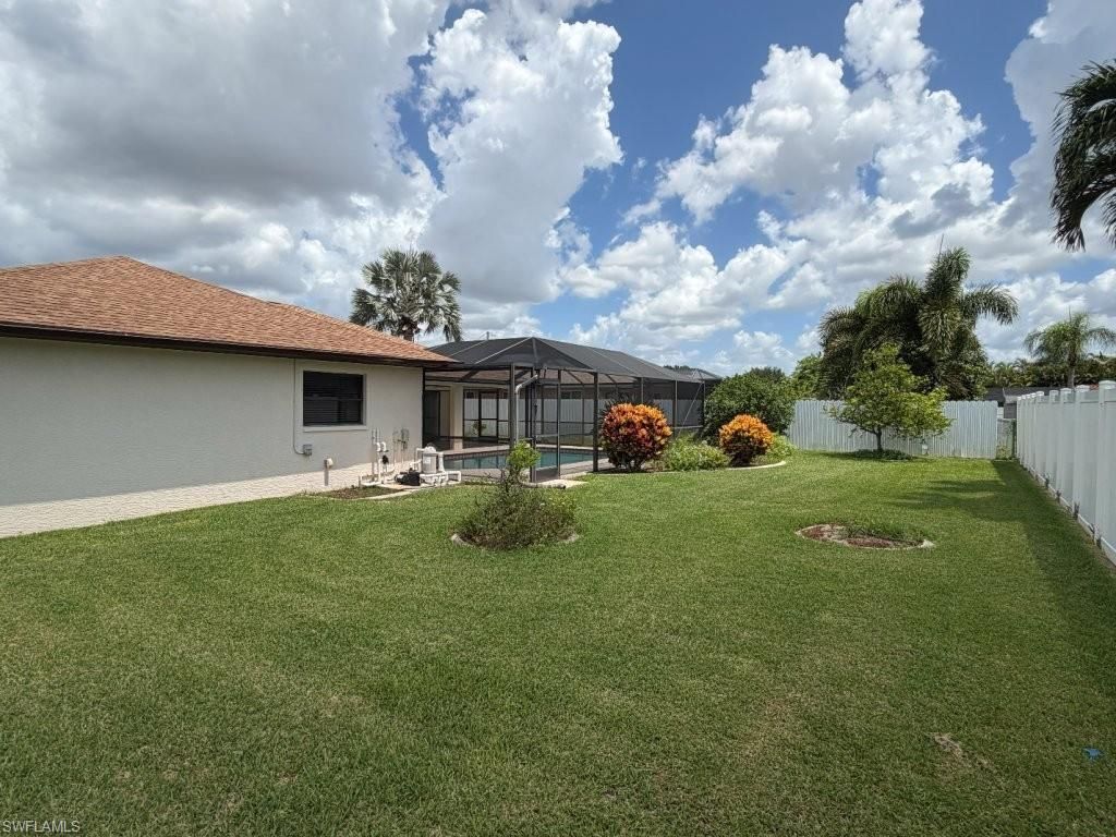 3923 SE 10th Pl , Cape Coral, FL 33904 Photo
