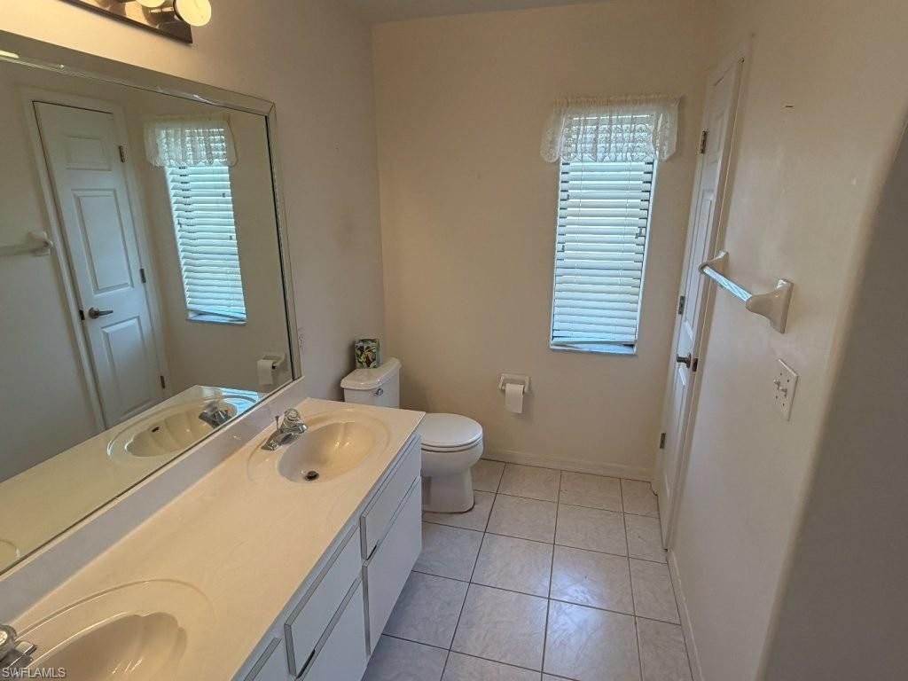 3923 SE 10th Pl , Cape Coral, FL 33904 Photo