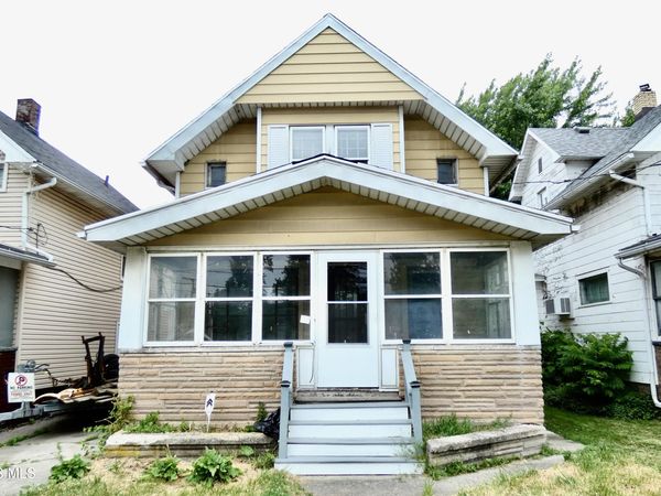 2803 Chase Street , Toledo, OH 43611