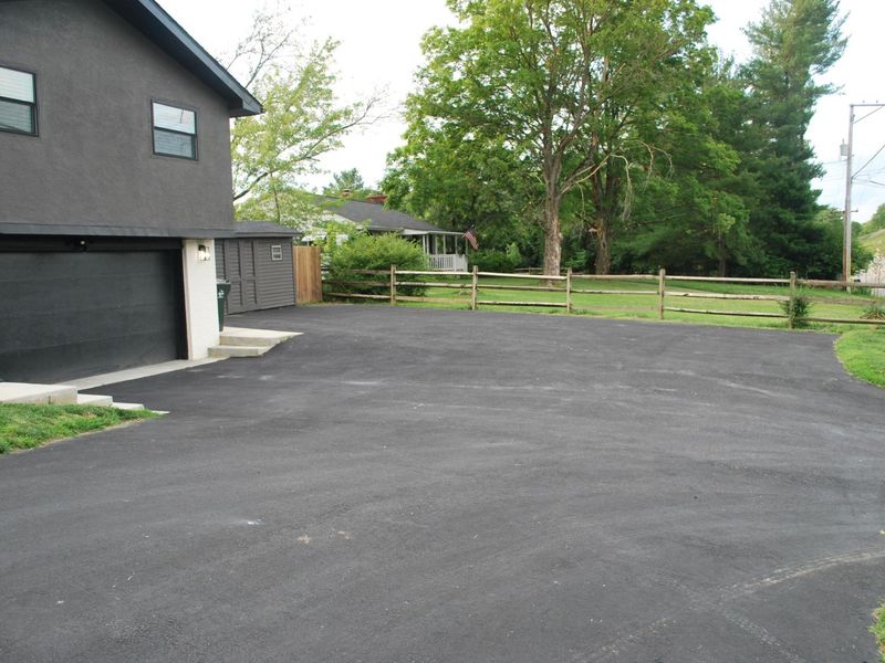 7404 Worthington Road, Westerville, OH 43082 Photo 3