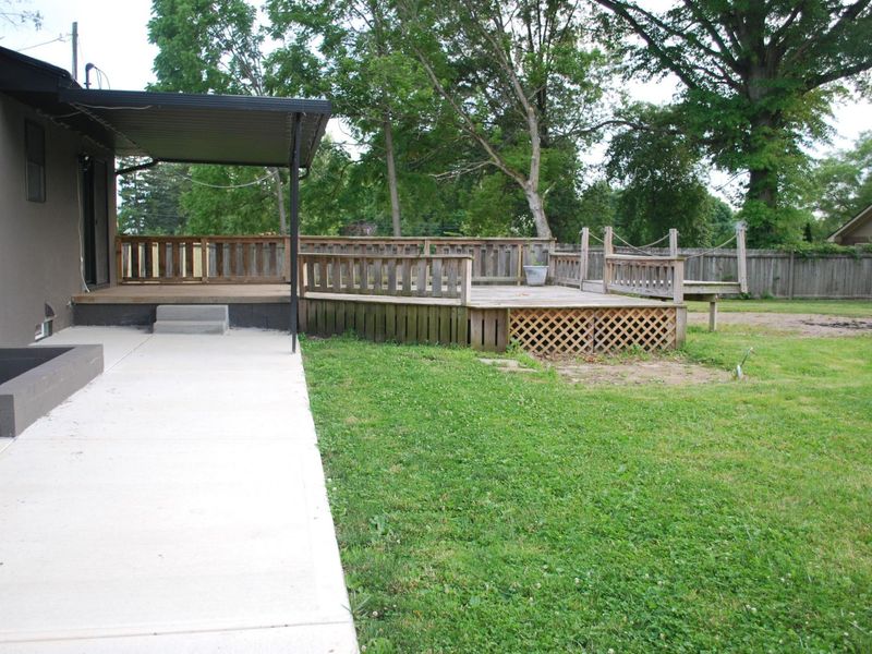 7404 Worthington Road, Westerville, OH 43082 Photo 9
