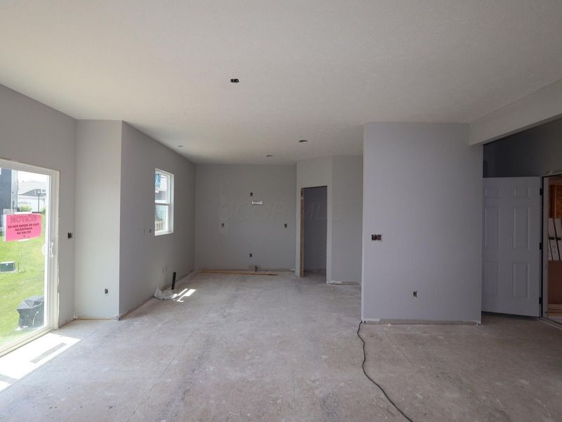 4586 Burgstaller Court, Grove City, OH 43123 Photo 4