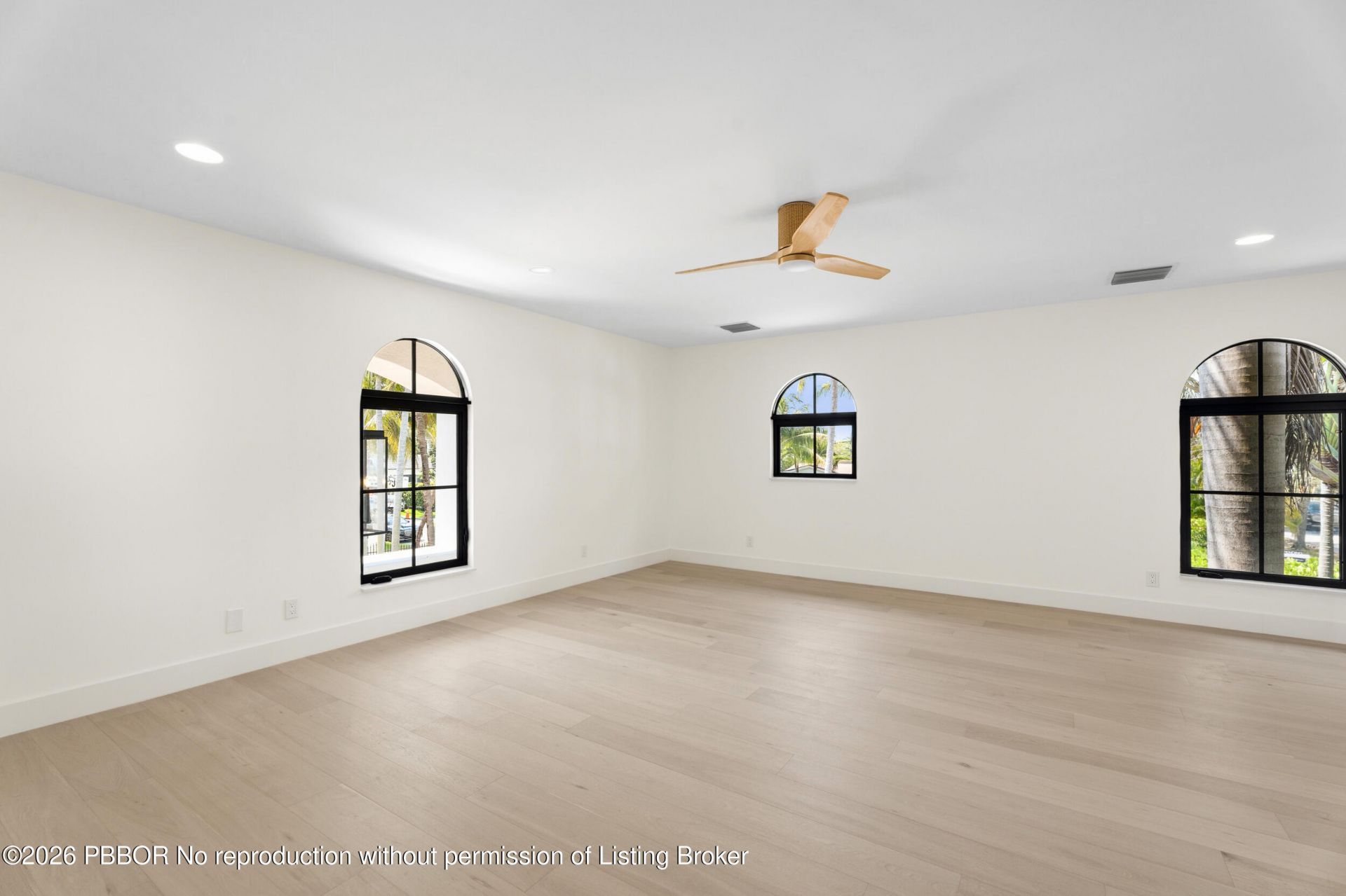 257 E Lakewood Road, West Palm Beach, FL 33405 Photo