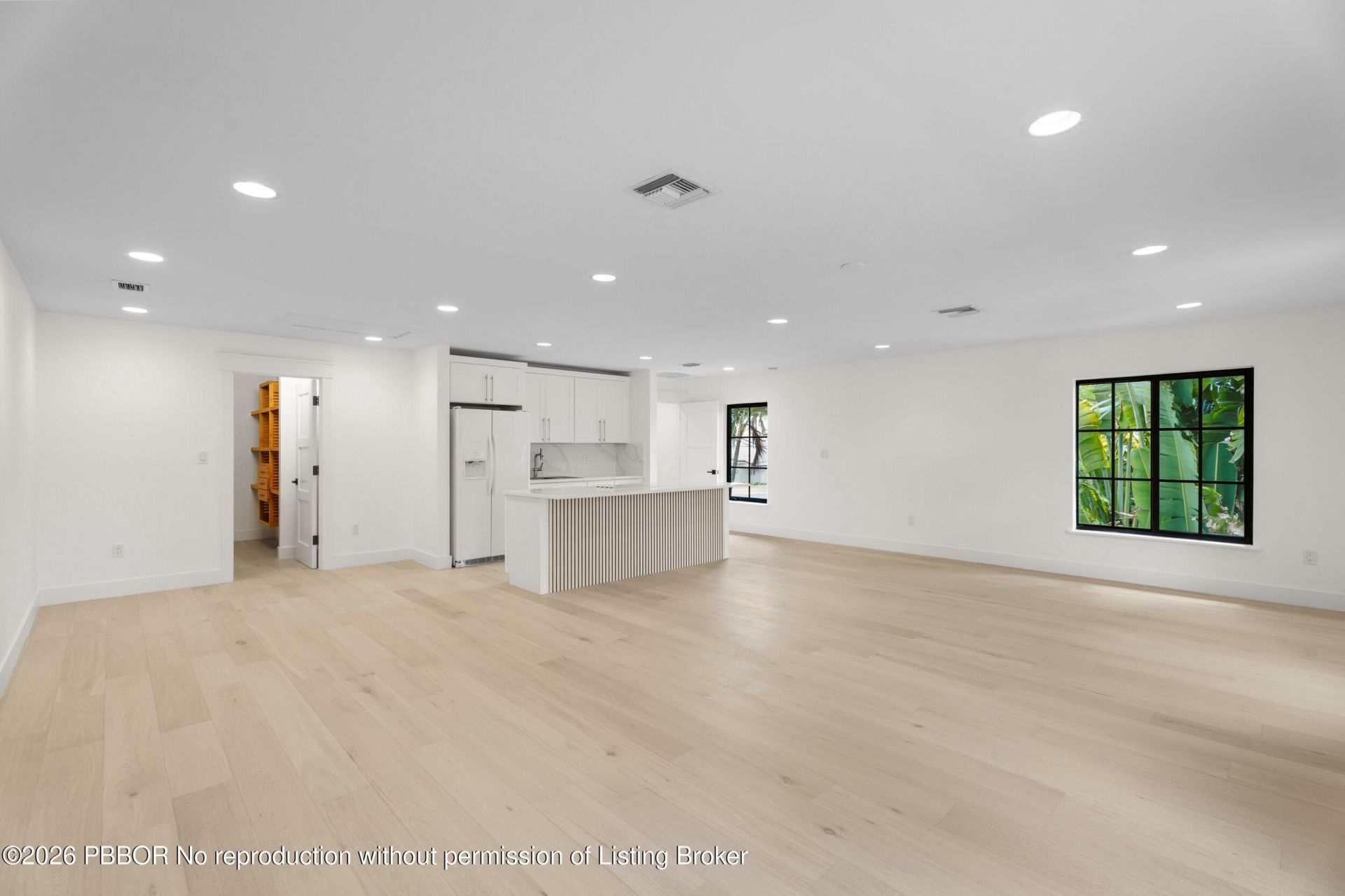 257 E Lakewood Road, West Palm Beach, FL 33405 Photo