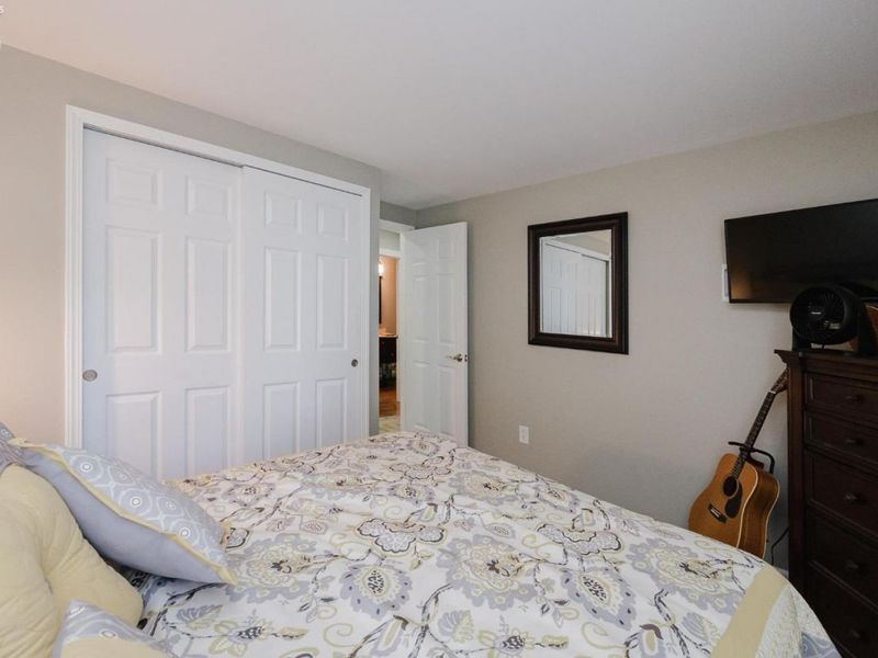 118 W Clinton Reef Drive, Unit 118, Port Clinton, OH 43452 Photo 10