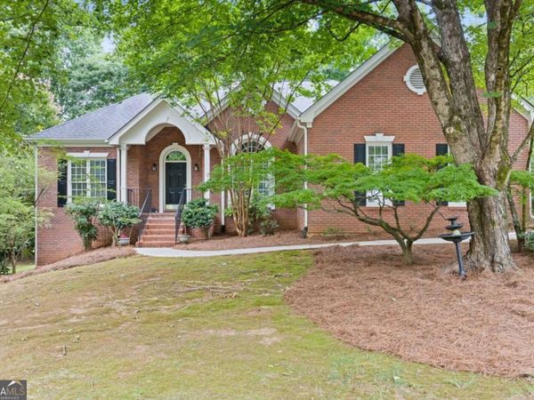 815 Cedar Creek Drive, Suwanee, GA 30024