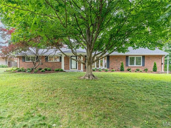 8 Tealwood Drive , Creve Coeur, MO 63141