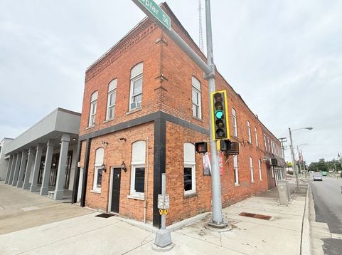 Main Photo