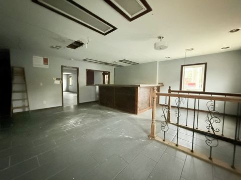 Main Photo
