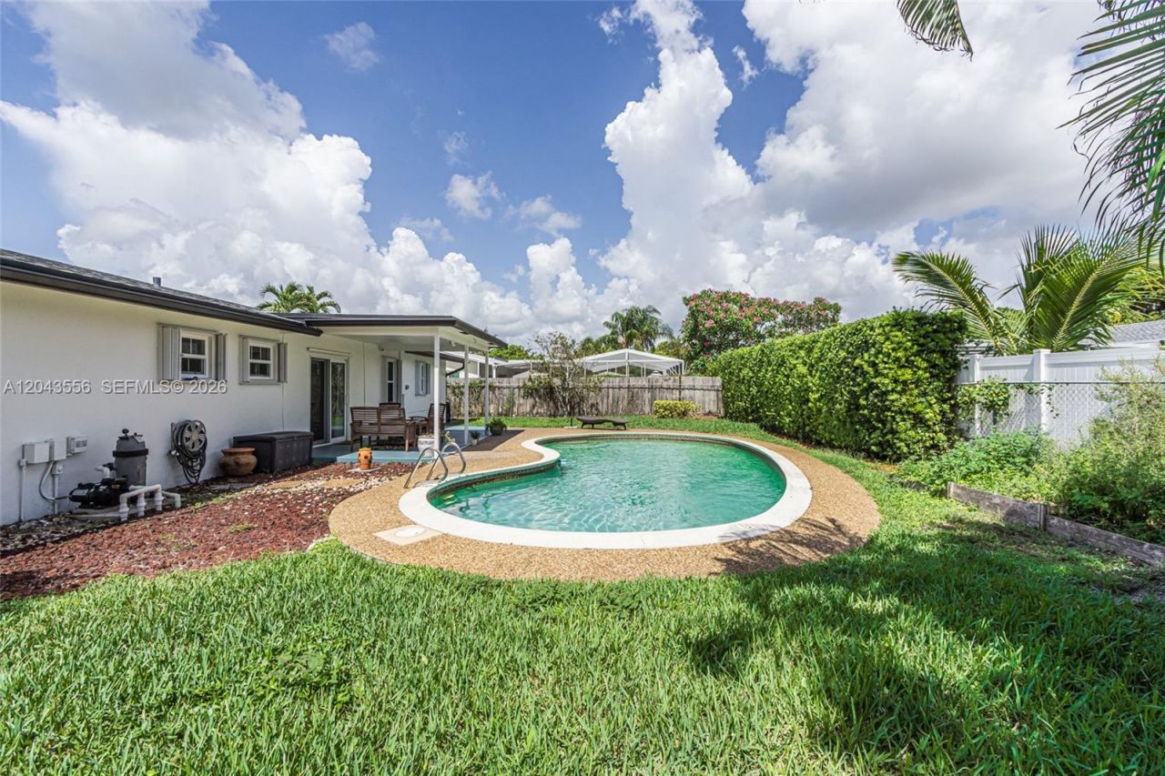 3941 NW 4th Ct , Coconut Creek, FL 33066 Photo