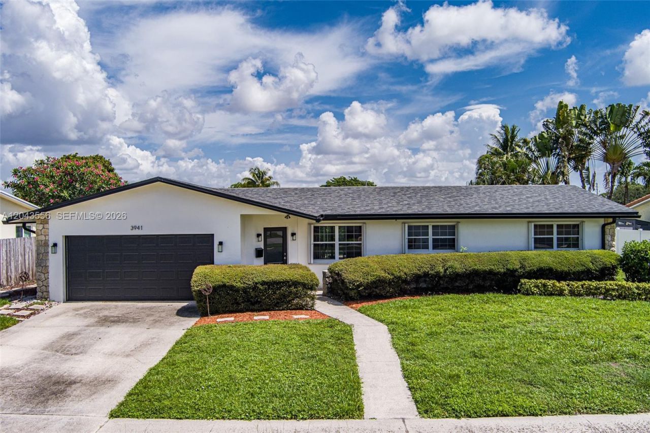 3941 NW 4th Ct , Coconut Creek, FL 33066 Photo