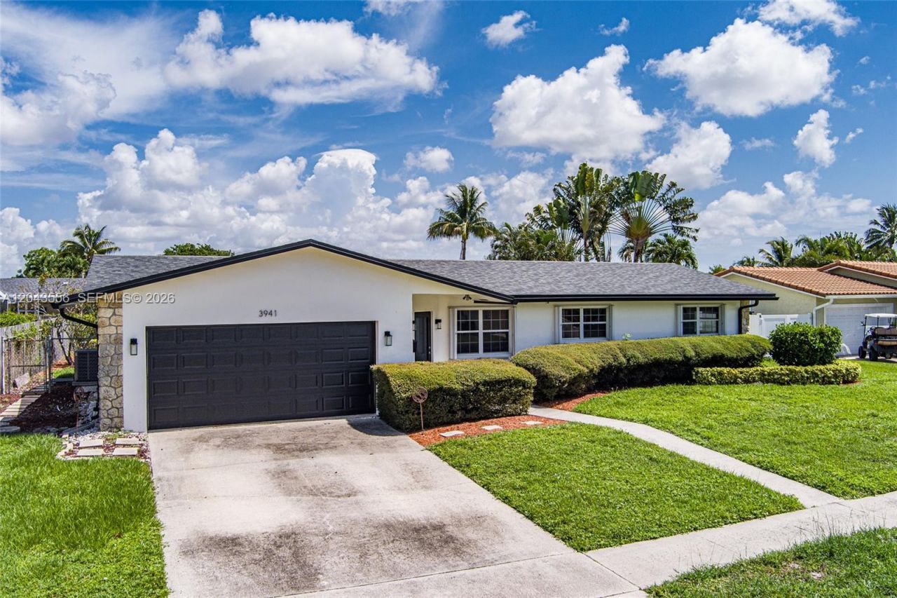 3941 NW 4th Ct , Coconut Creek, FL 33066 Photo