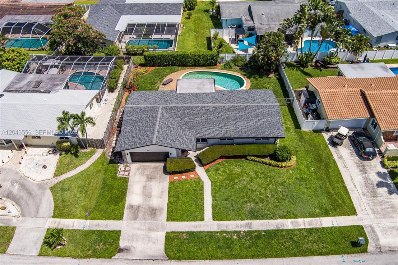 3941 NW 4th Ct , Coconut Creek, FL 33066 Photo