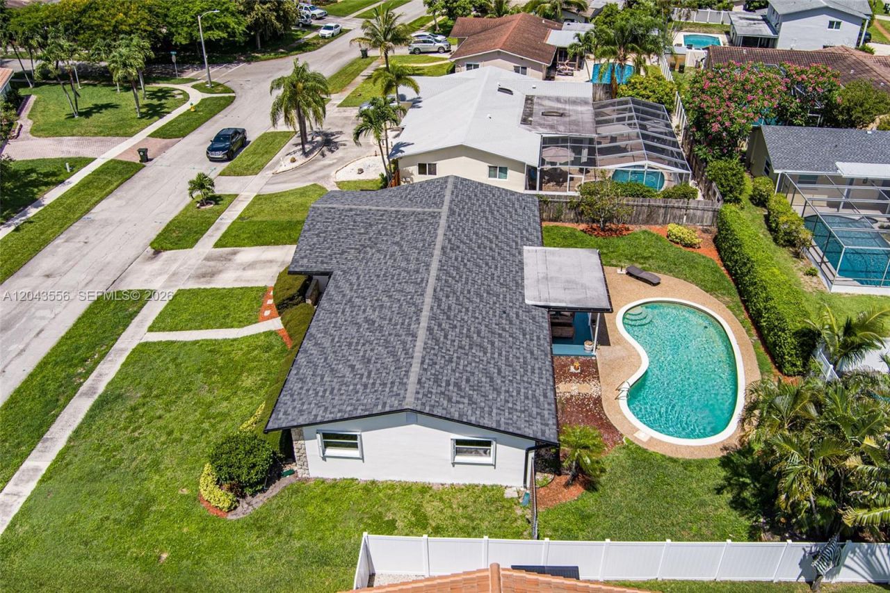 3941 NW 4th Ct , Coconut Creek, FL 33066 Photo