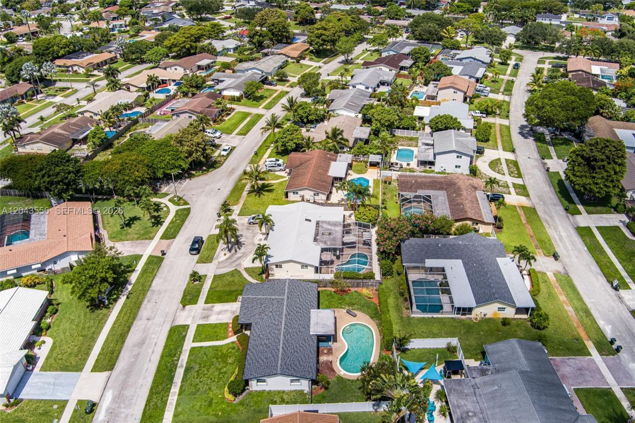 3941 NW 4th Ct , Coconut Creek, FL 33066 Photo
