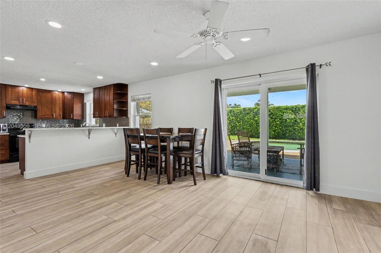3941 NW 4th Ct , Coconut Creek, FL 33066 Photo