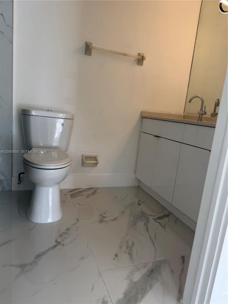 11123 NW 7th St, Unit 103-4, Miami, FL 33172 Photo