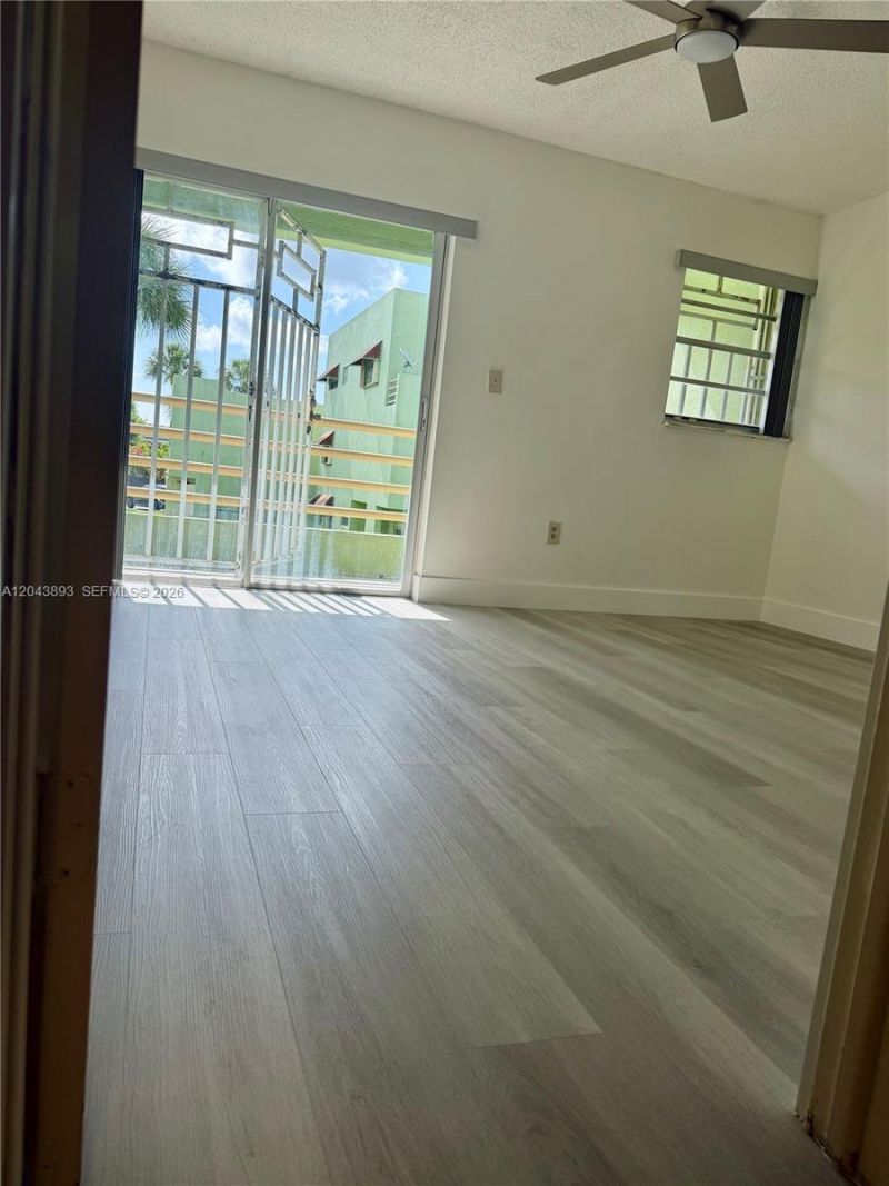 11123 NW 7th St, Unit 103-4, Miami, FL 33172 Photo
