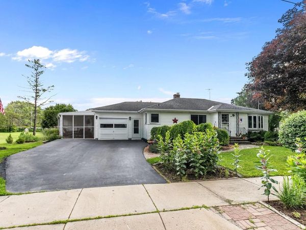304 E MARY STREET, Black Creek, WI 54106