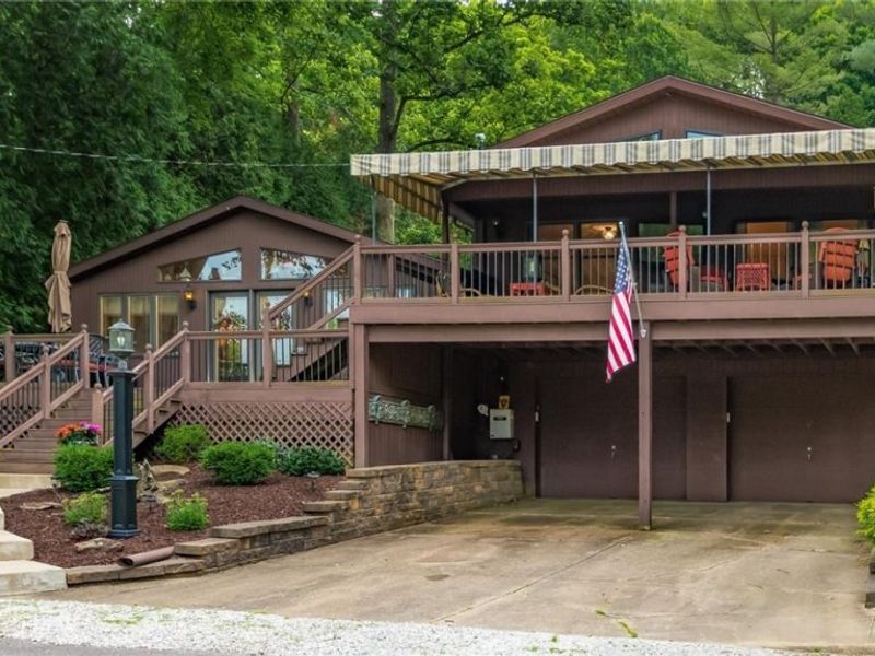 9186 Cherry Lane NW, Mineral City, OH 44656 Photo 1