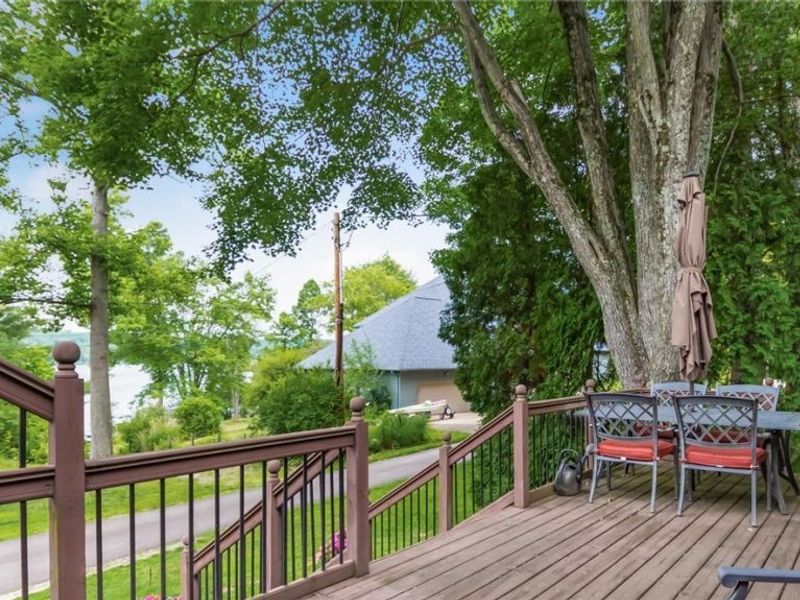 9186 Cherry Lane NW, Mineral City, OH 44656 Photo 5