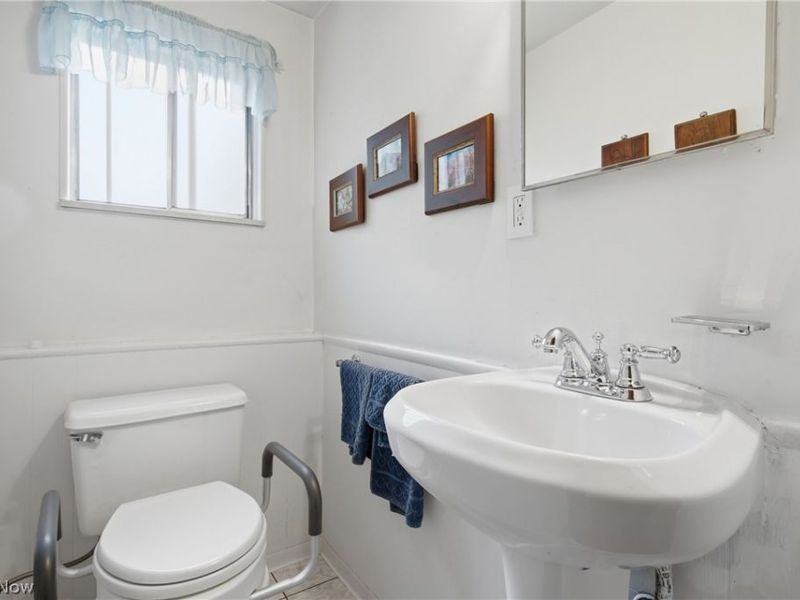 6670 Glenallen Avenue, Solon, OH 44139 Photo 19