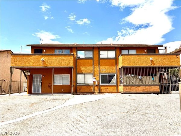 6982 Hopkins Drive, Las Vegas, NV 89156