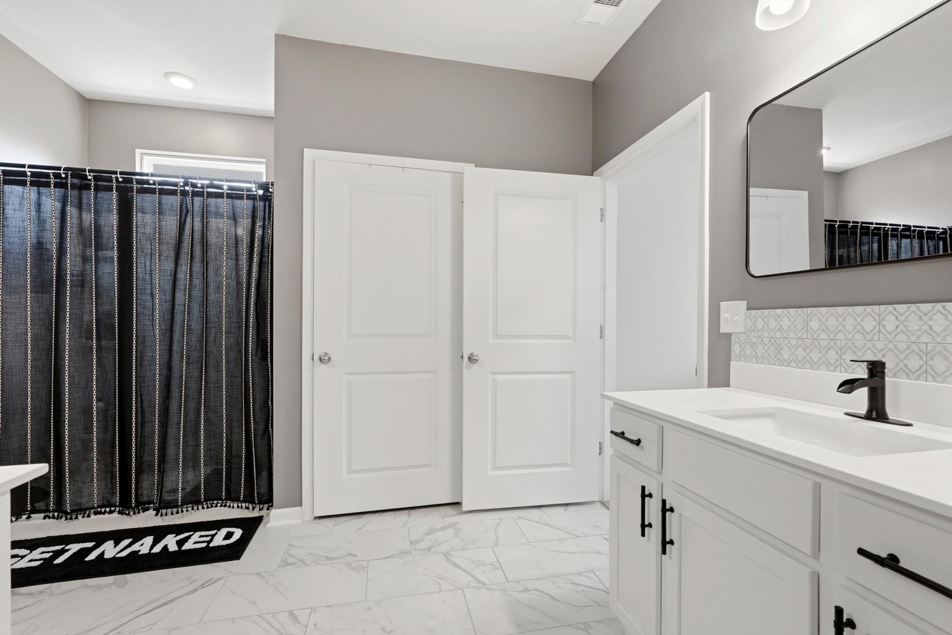 2249 Spring Tree Dr. Photo 12