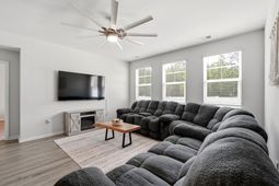 2249 Spring Tree Dr. photo 4