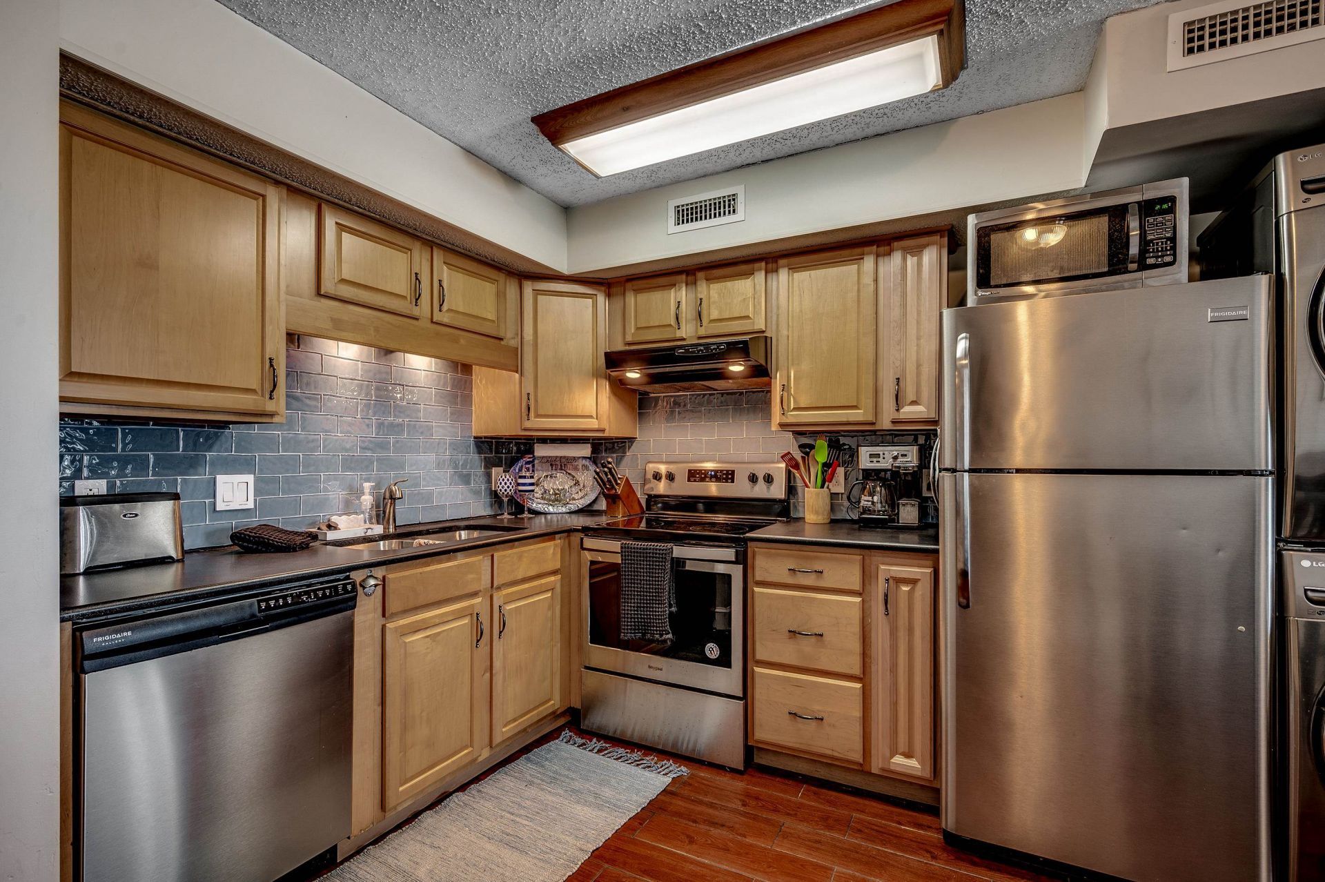 400 N Waccamaw Dr. Photo 8