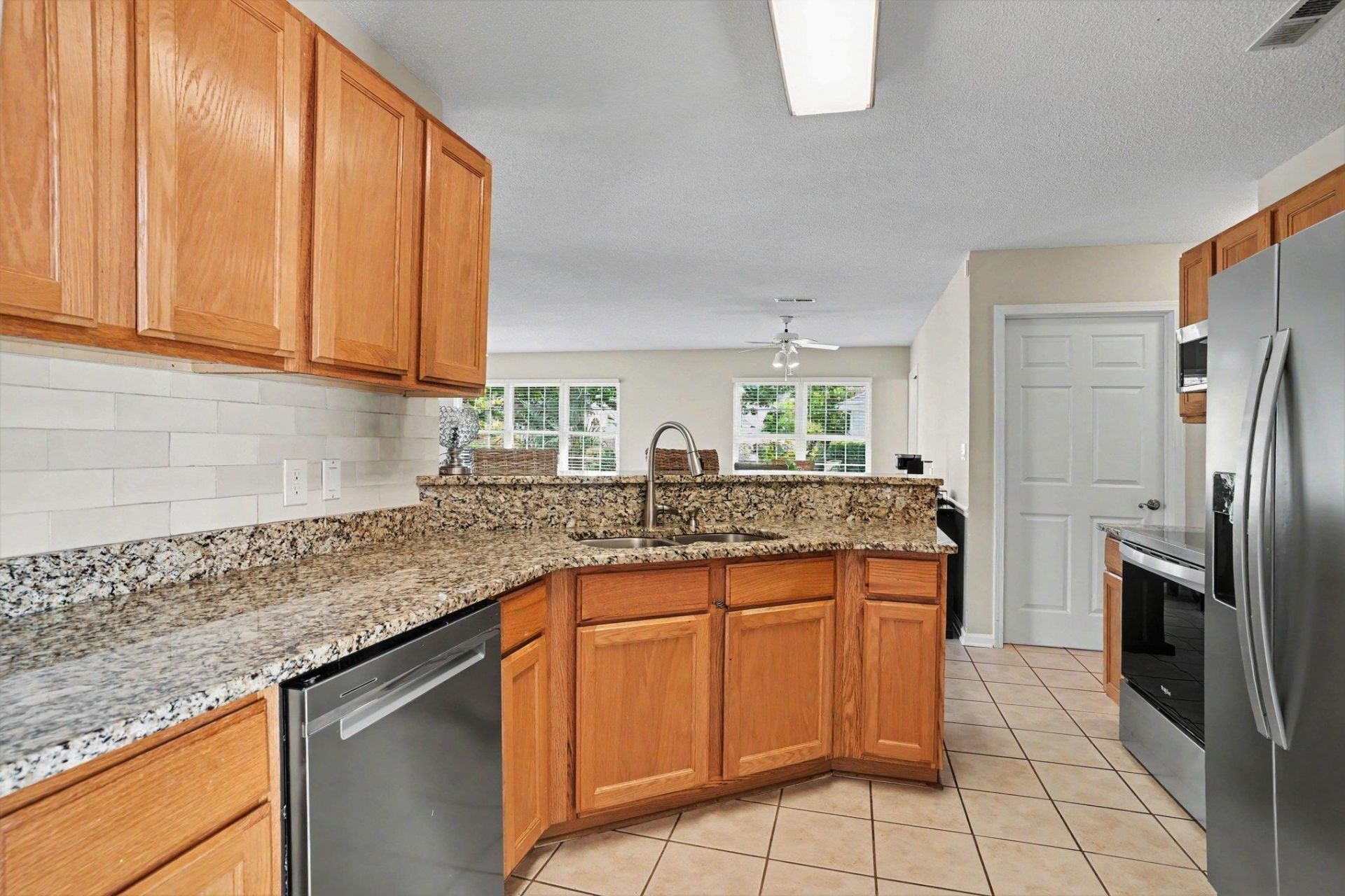 1465 Berkshire Ct. Photo 16