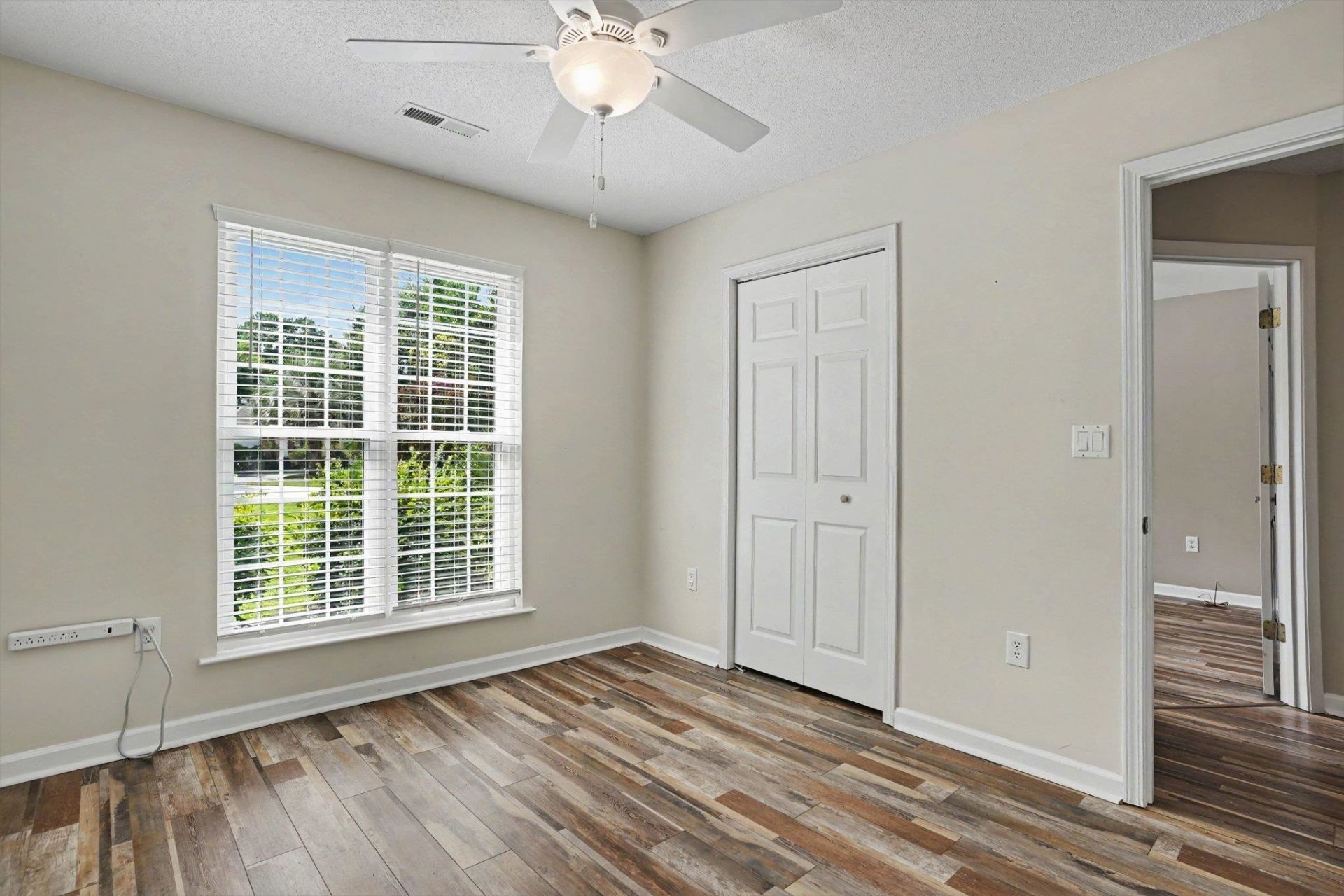 1465 Berkshire Ct. Photo 27