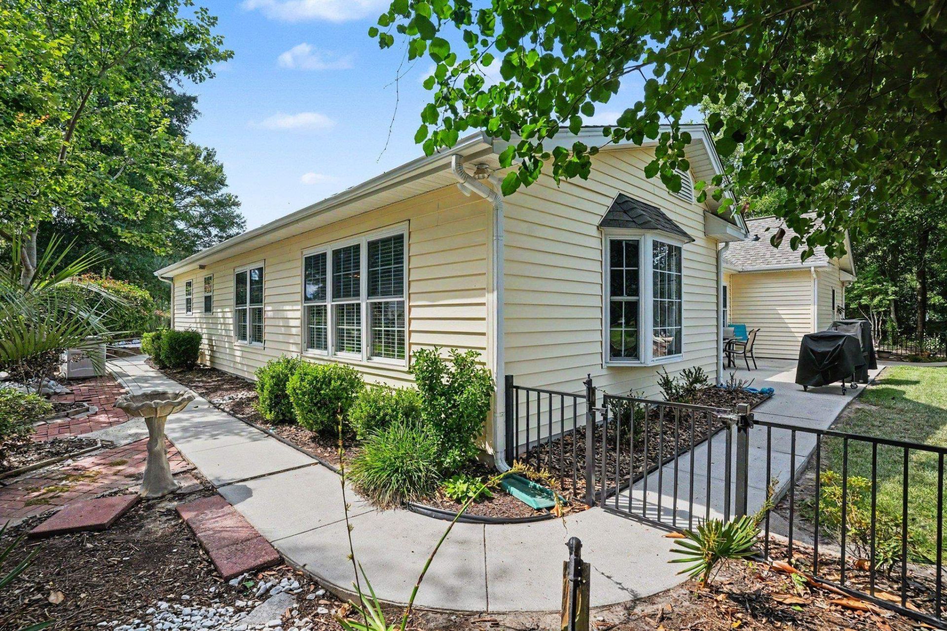1465 Berkshire Ct. Photo 34