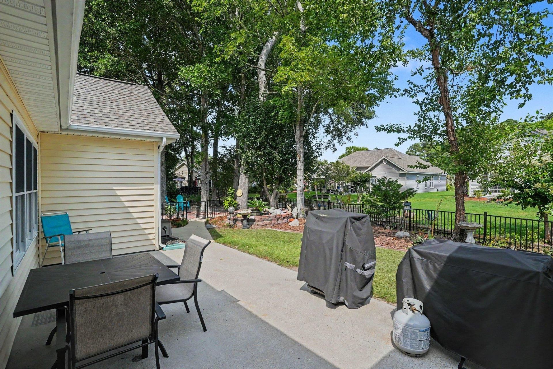 1465 Berkshire Ct. Photo 35