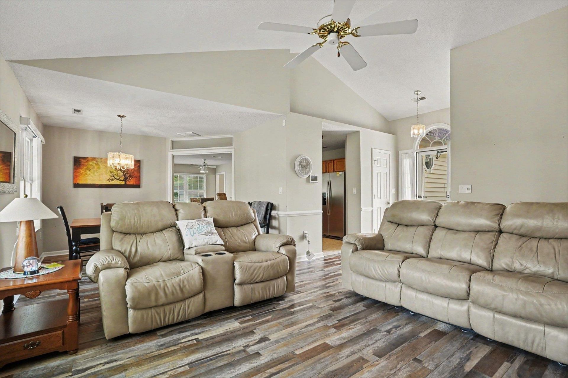 1465 Berkshire Ct. Photo 8