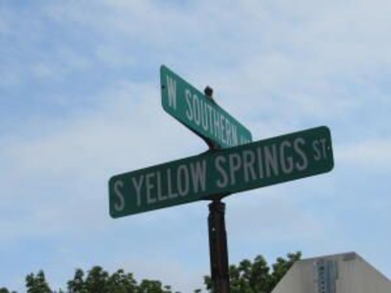 1126 S Yellow Springs Street, Springfield, OH 45506 Photo 7
