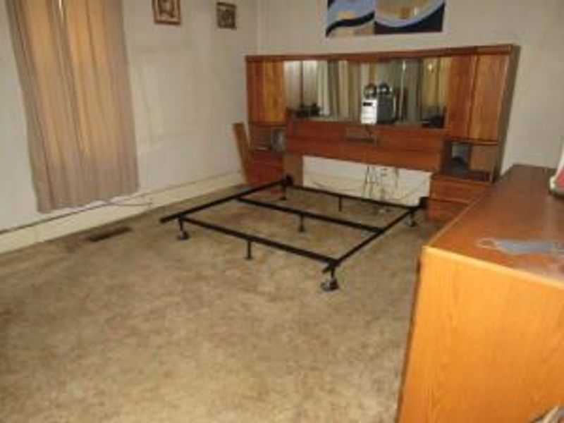 1126 S Yellow Springs Street, Springfield, OH 45506 Photo 9