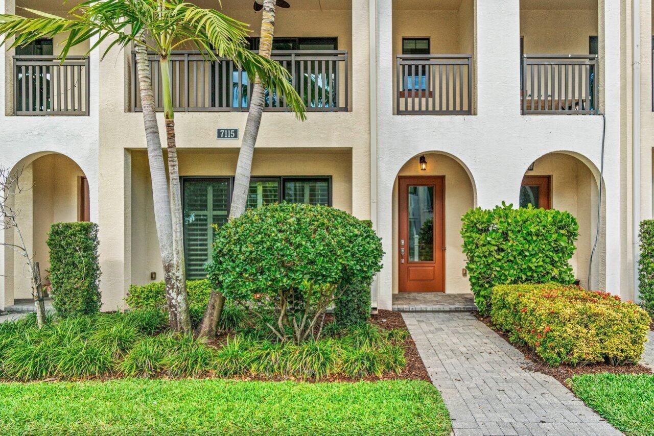 7115 Edison Place, Palm Beach Gardens, FL 33418 Photo